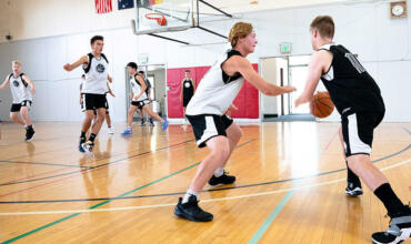 Basketball camps serious players court